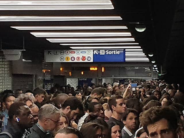 paris metro strike 