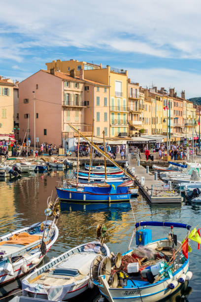 how to get to st tropez from cannes