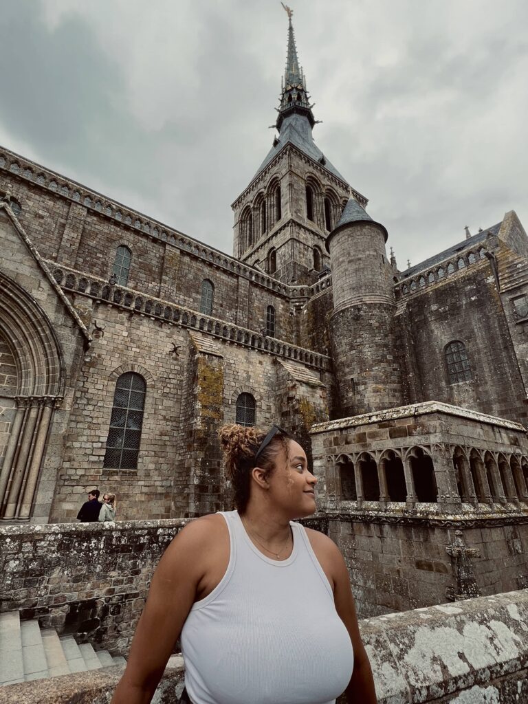 Mont Saint Michel from Paris Tours - Day Trip - PARISCityVISION